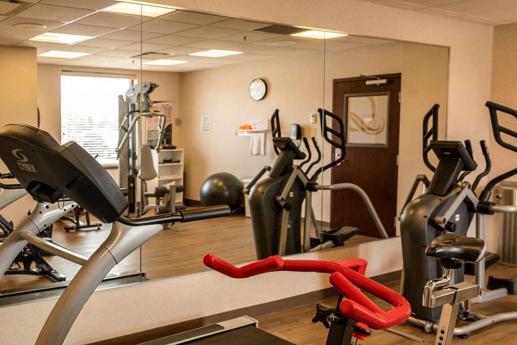 Quality Inn & Suites Val-d'Or Fasilitas foto